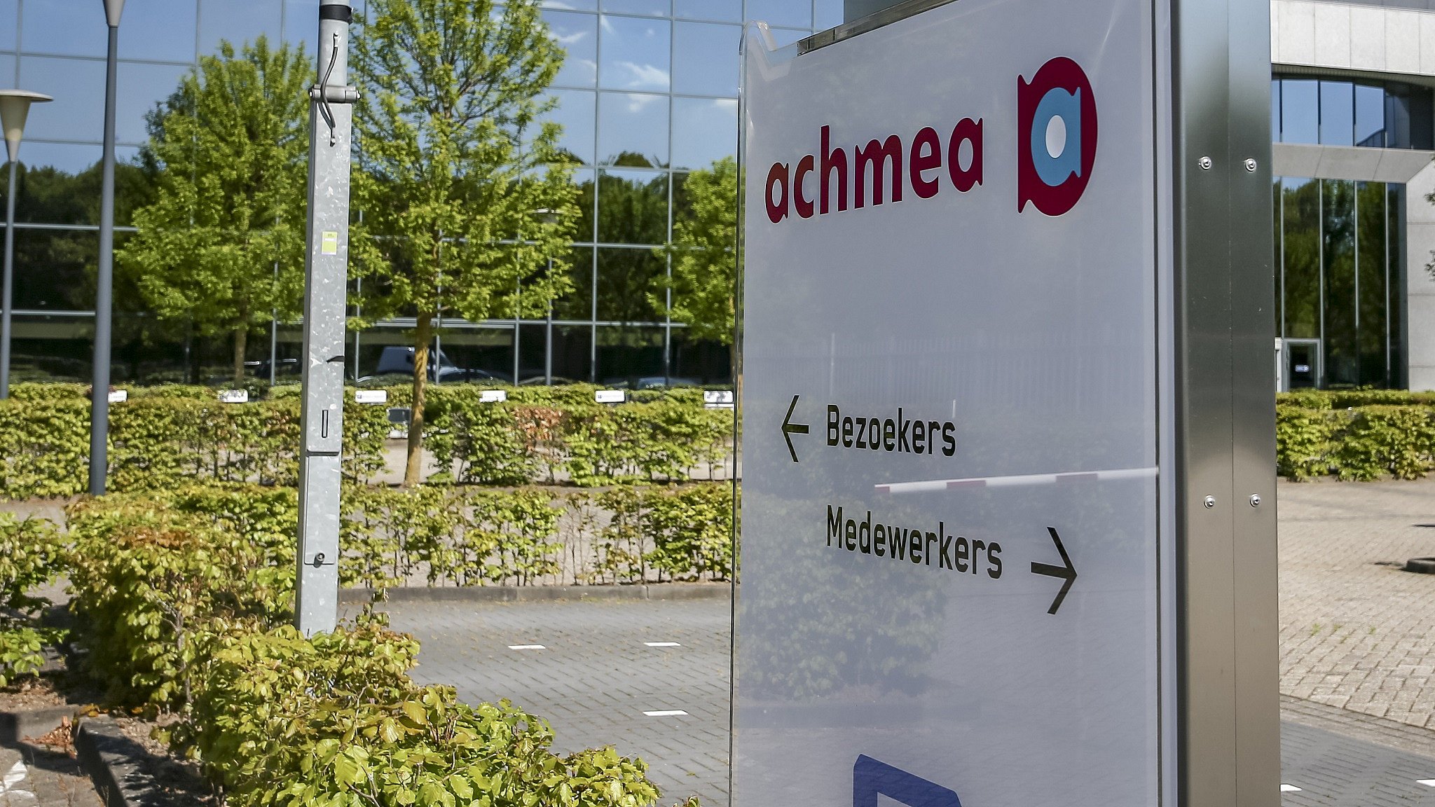 Schild der Achmea Headquarters