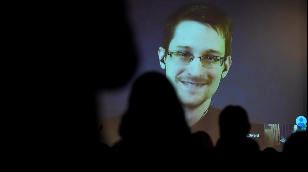 Vg Schwerin Kein Doktorhut Fur Edward Snowden