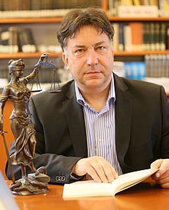 Prof. Dr. Dr. Eric Hilgendorf