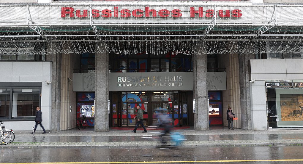 Das "Russische Haus" in der Friedrichstraße im Berliner Zentrum, picture alliance/dpa | Jörg Carstensen